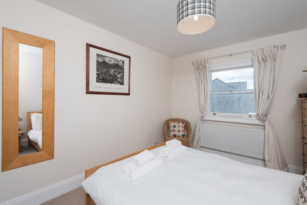 Traditional Richmond Home by Twickenham Green