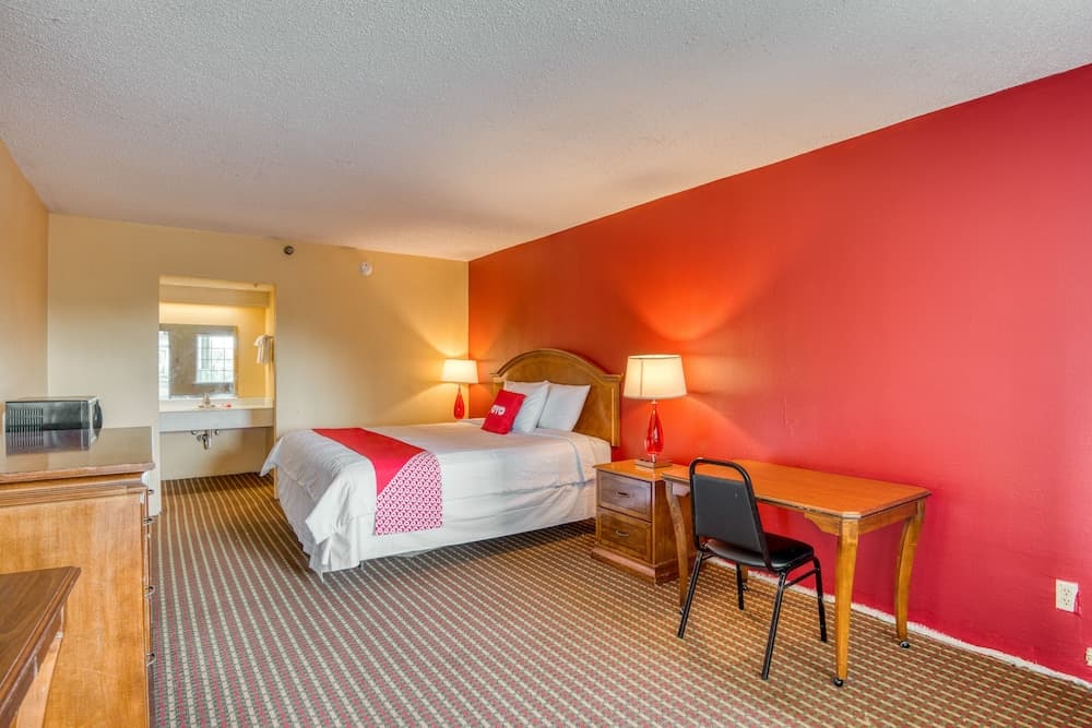 OYO Hotel Jackson Fairgrounds I-55