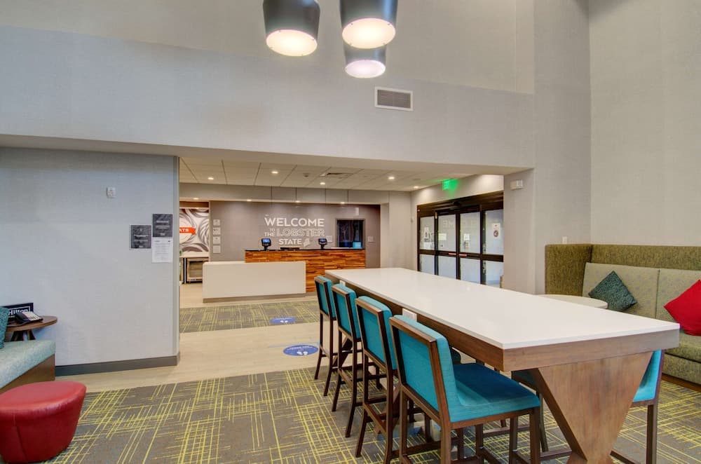 Hampton Inn & Suites Portland West