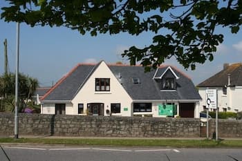 Mandeley Guest House
