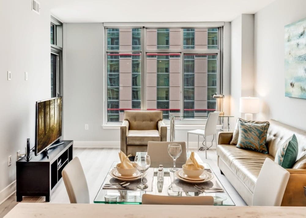 Bluebird Suites near Chevy Chase