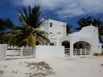 Castillo Nicte Villa