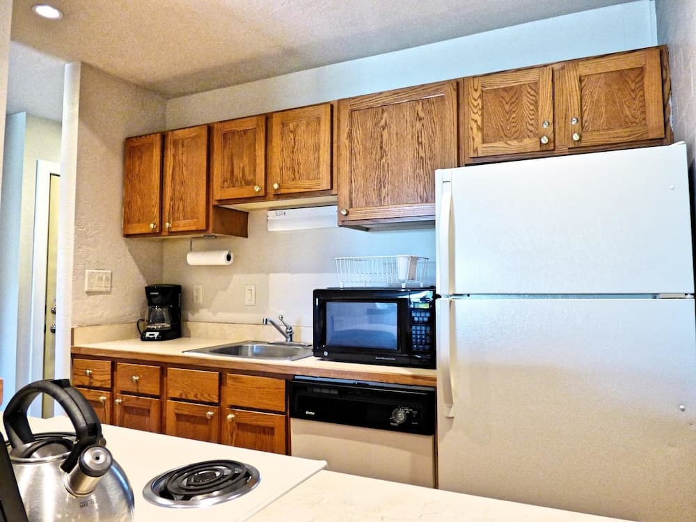 Private Deck Mountain Views Babbling Creek Sleeps 4