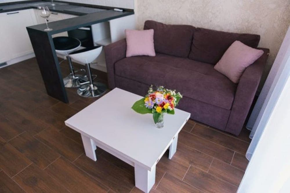 Apartment Osipova 40-9.