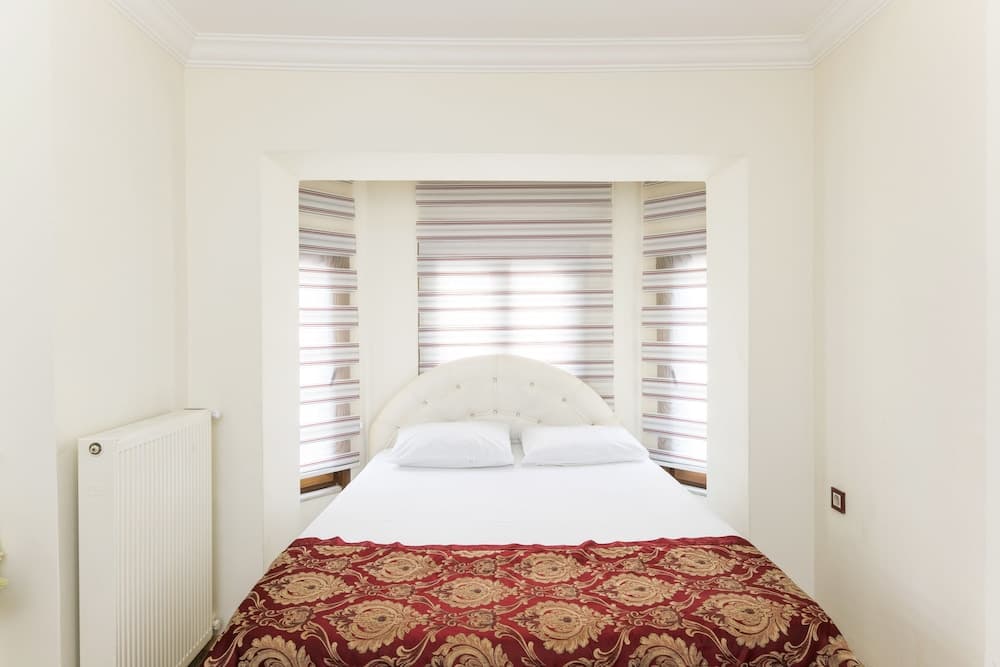 Taxim Elegance Suites