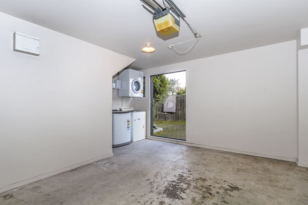 Awesome Christchurch Apartment