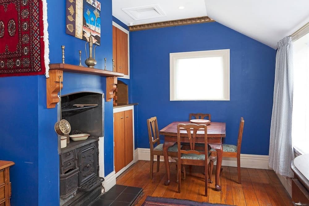 Central Christchurch Cottage