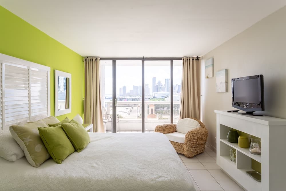 Lux One Bedroom Close to Wynwood