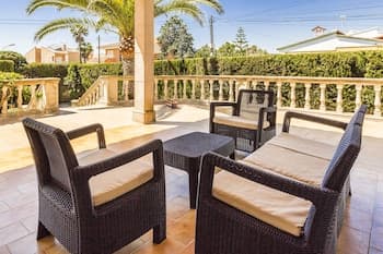 G Rentals Els Dofins