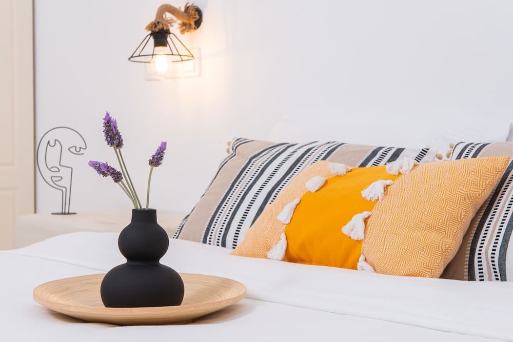 Golden Sunrise Suites