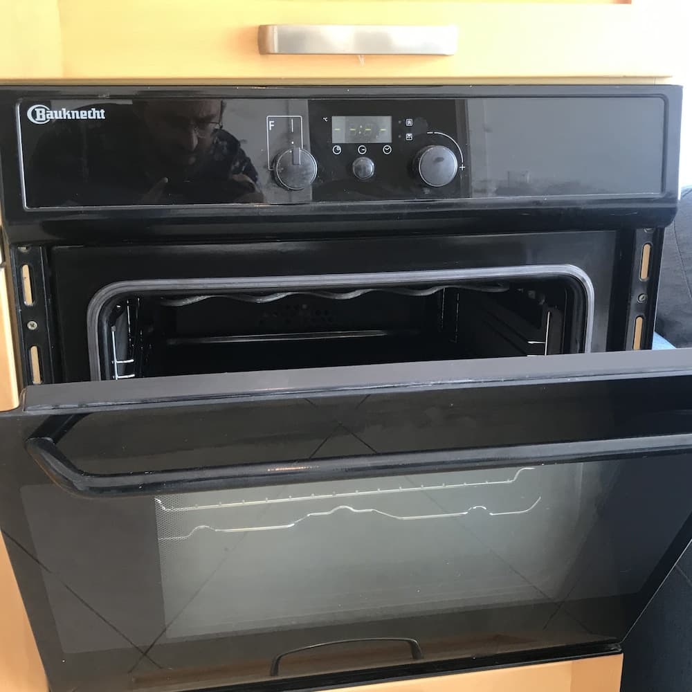 2 Bedroom Apartment with Hot Tub Facing Bograshov Beach