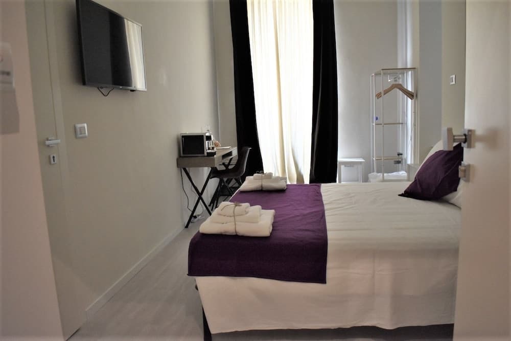 Gatto Bianco Duchessa