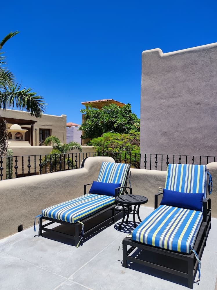 Casa Barcelona 2 BR by Casago