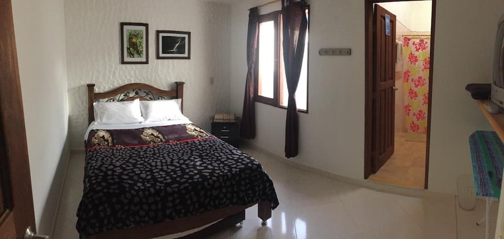 Fami Hotel Vive Jardin - Hostel