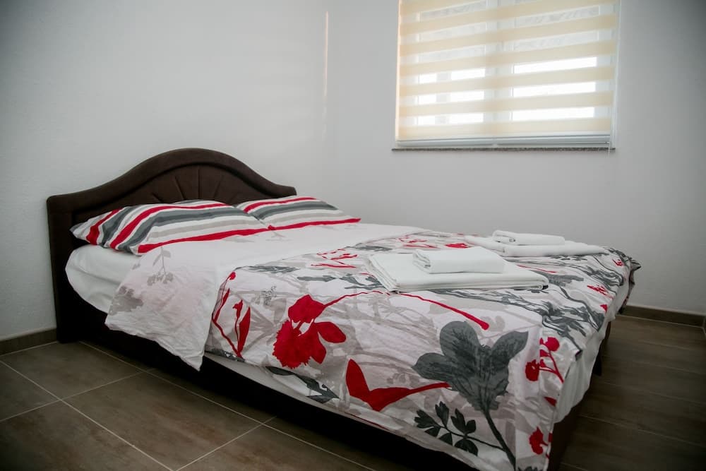 Nektar Park Villa Sara