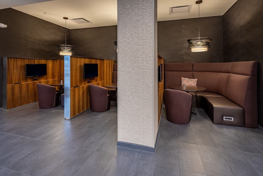 Courtyard by Marriott  East Lansing Okemos