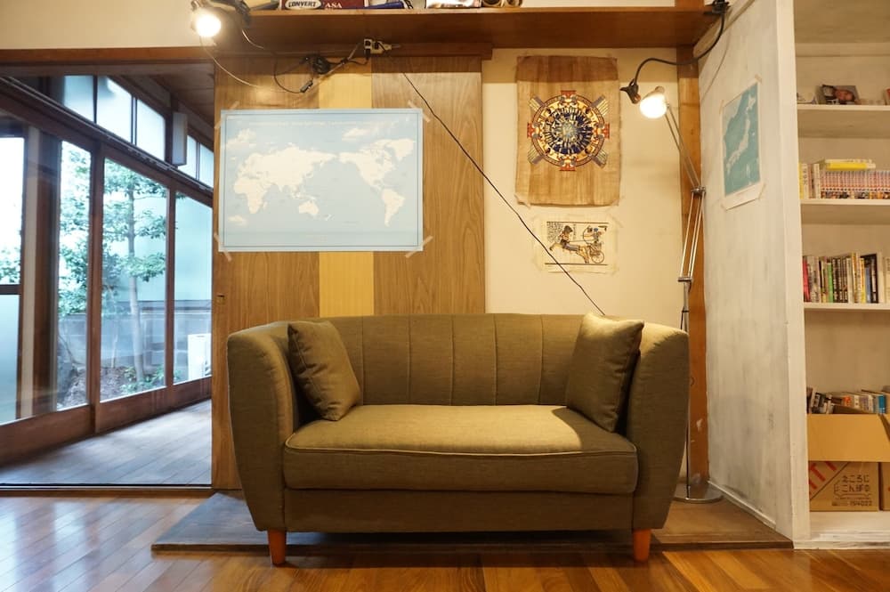 Guesthouse OBAMA21:00 - Hostel