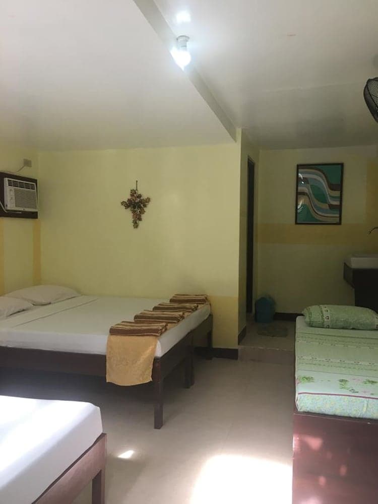 Residencia Katrina Bed & Breakfast