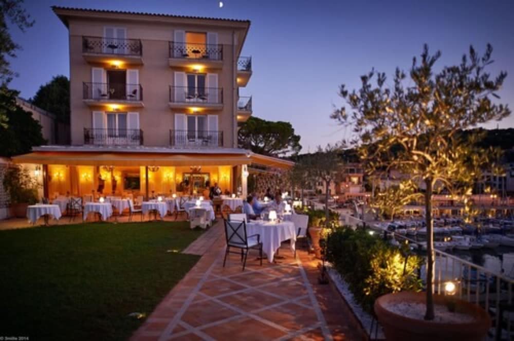 hotel image