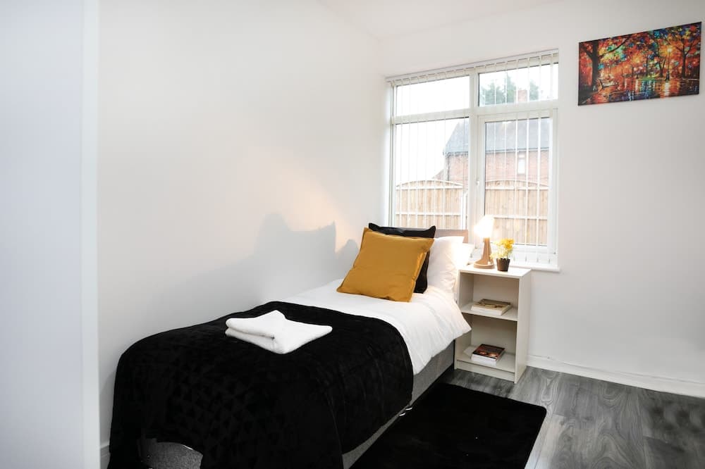 Nottingham Top Serviced Home