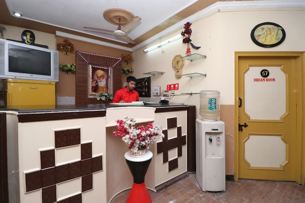 OYO 28476 Jalandhar Guest House