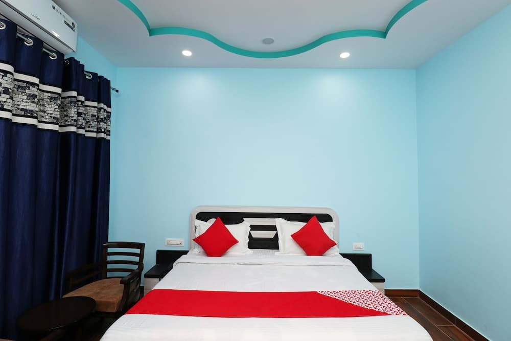 OYO 36065 City Tower Hotel