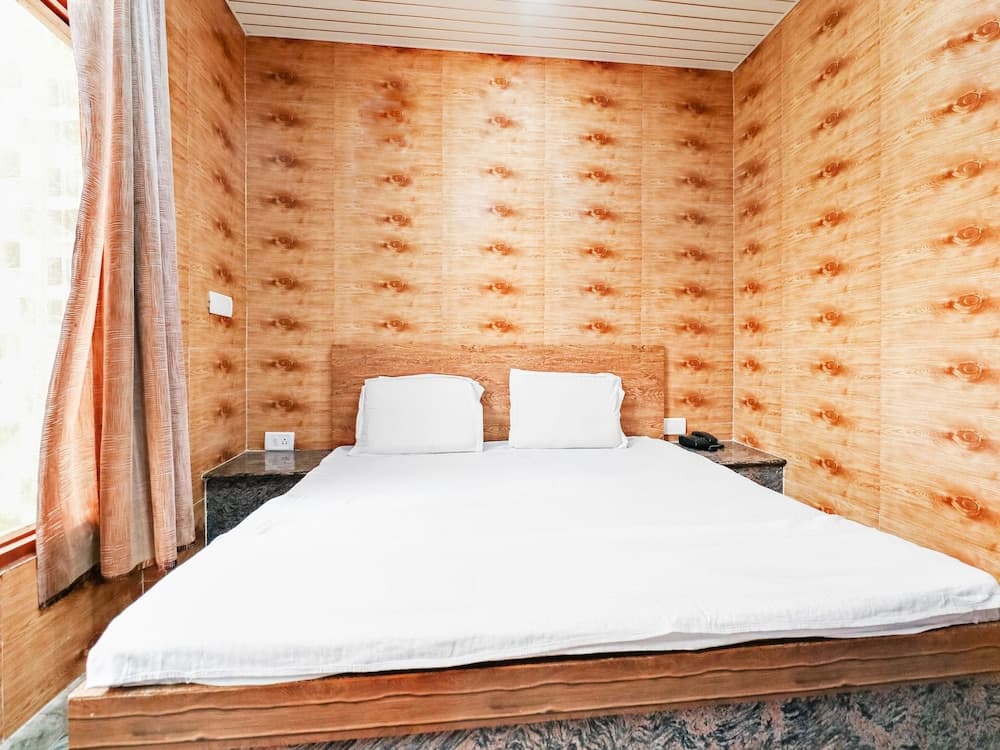 SPOT ON 37017 Ss Lodge