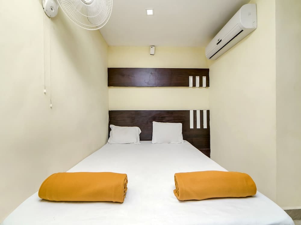 SPOT ON 41635 Hotel Gpr Grand