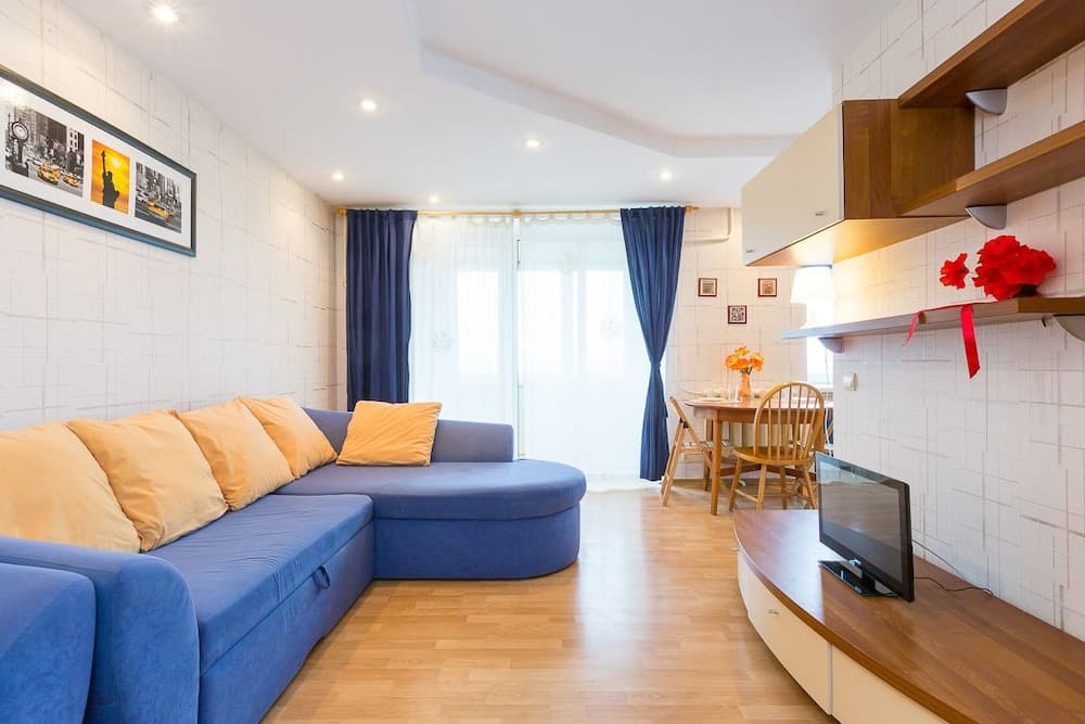 Dobriye Sutki - Krasnogvardeiskiy 15a