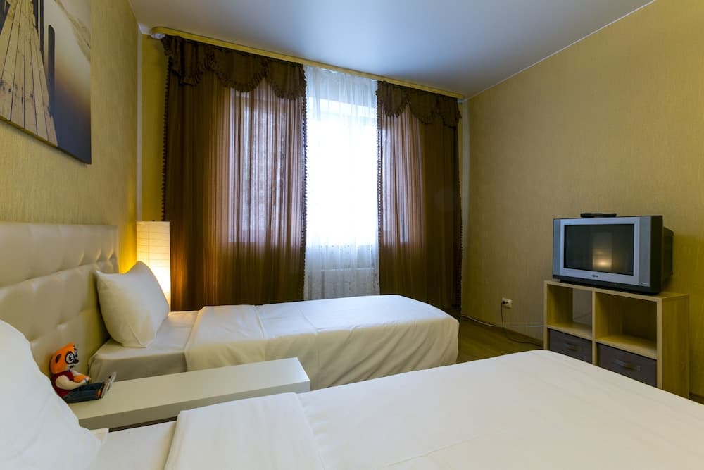 Dobriye Sutki - Elektromontazhnyy 11