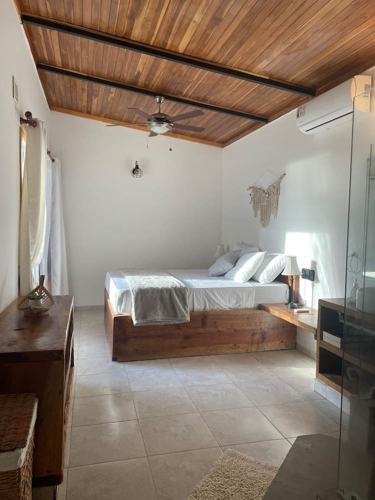 Beach Villa Santa Teresa