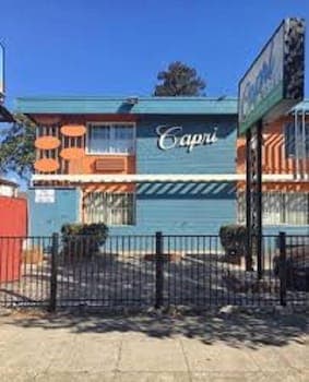 Capri Motel