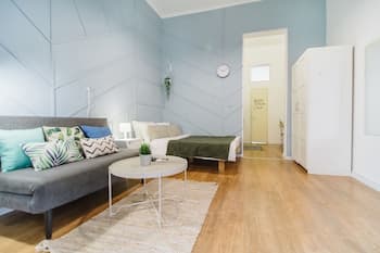 15 Ben Yehuda Studios