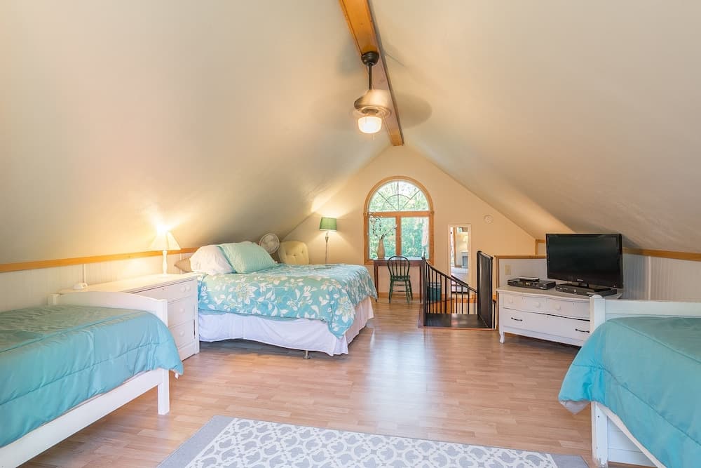 The Cottonwood Inn B&B