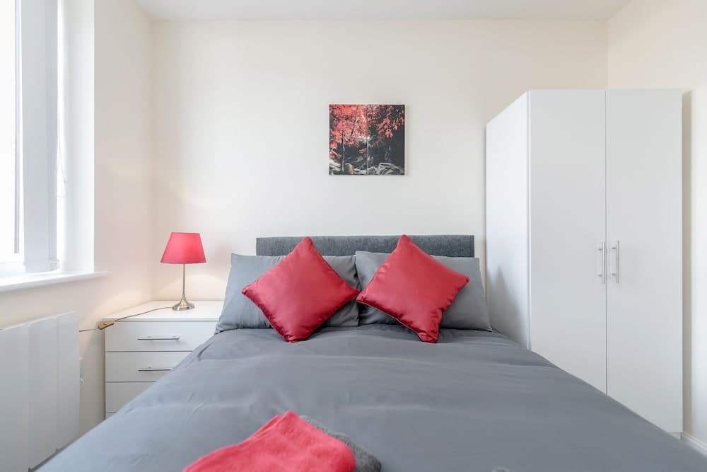 Harrow City Apartment