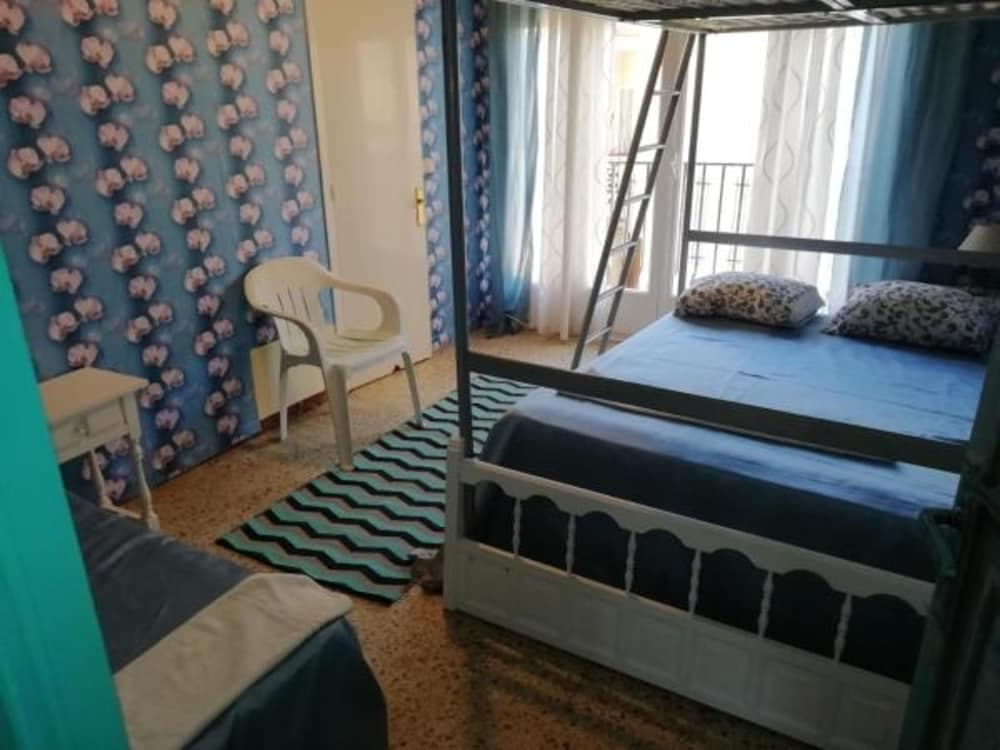 Habitacions Can Pau Guest House