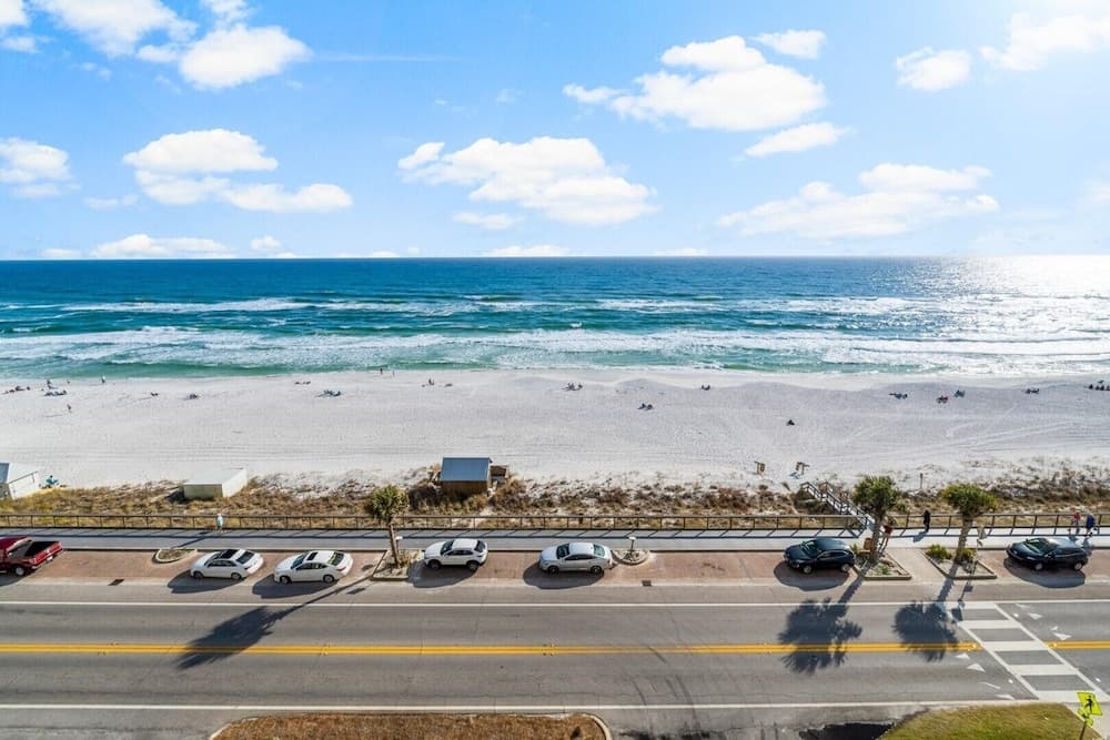 Majestic Sun Beach Resort by Panhandle Getaways