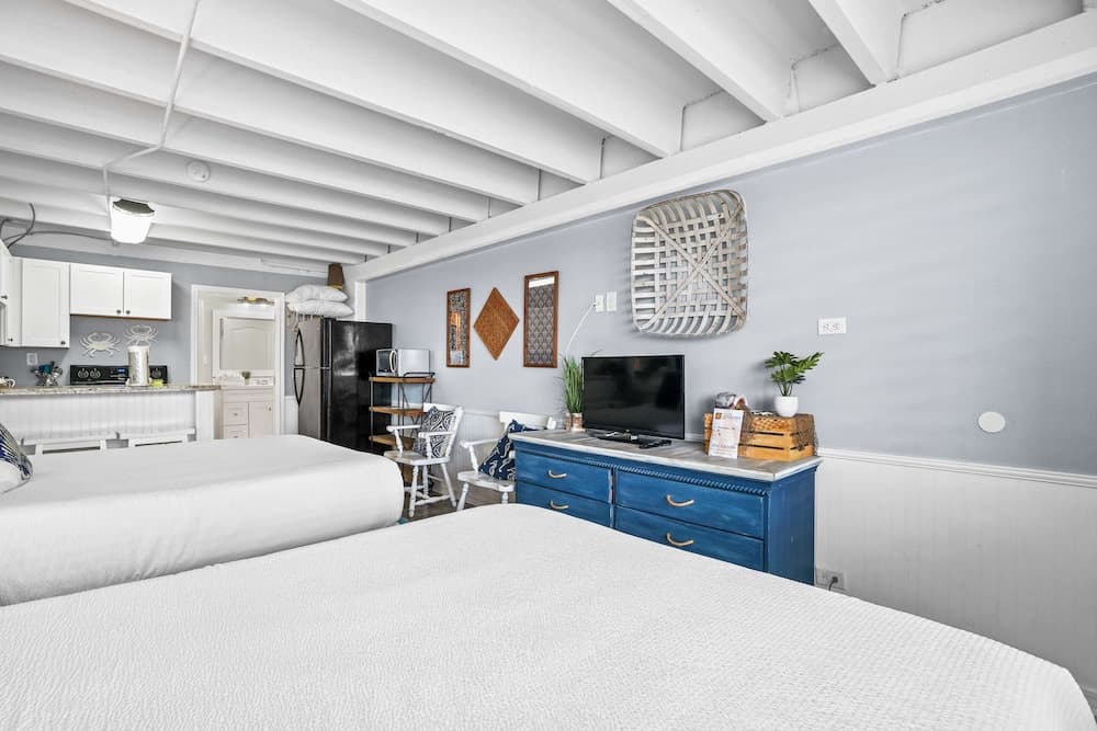 Fontainebleau Terrace by Panhandle Getaways