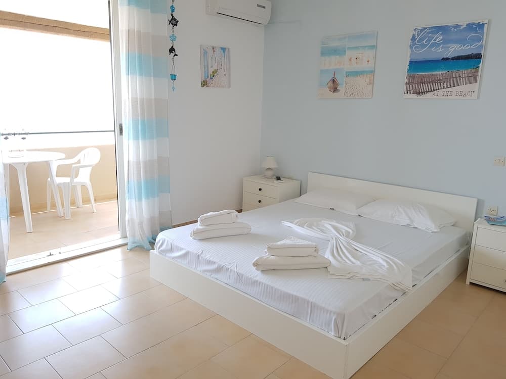 Menigos AA2 n o62 SeaView 2Bedroom