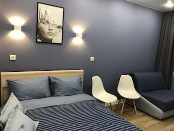 Central Bay Studios. 7min Station, Arbat Street