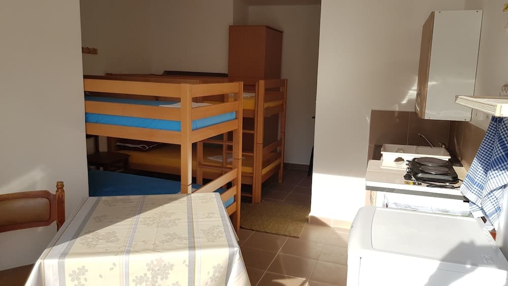 Apartment Seashore Vjeko