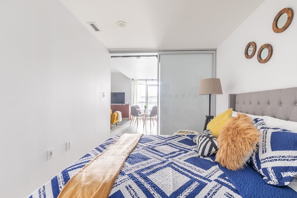 Gorgeous Luxury Condos near the CN Tower