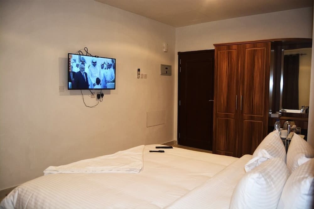 Baiti Hotel Apartments
