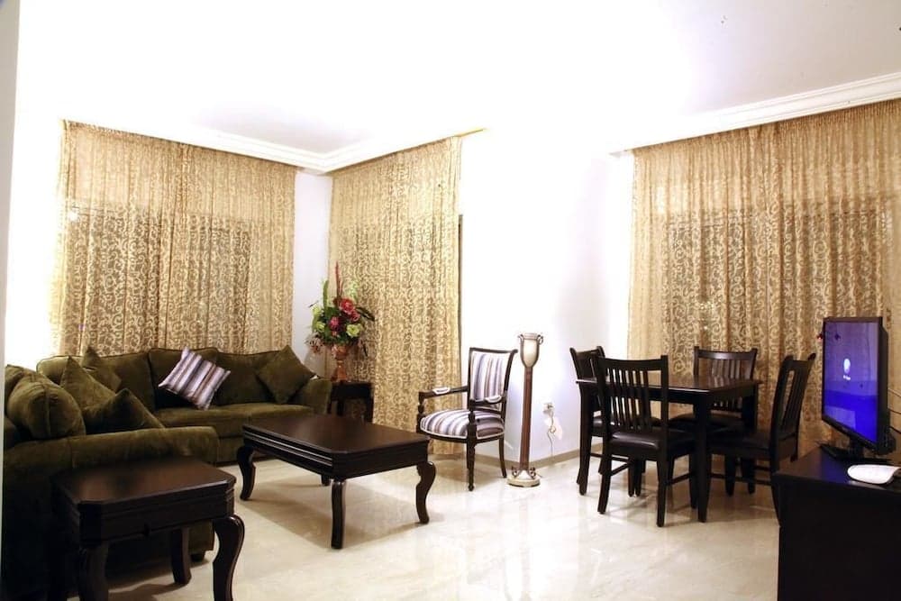 Al Dyafah Furnished Apartments