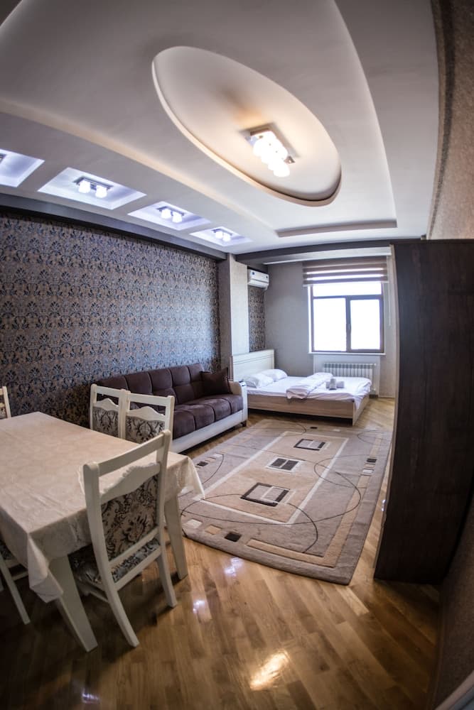 Apartment 2 rooms 3 Bakuvi