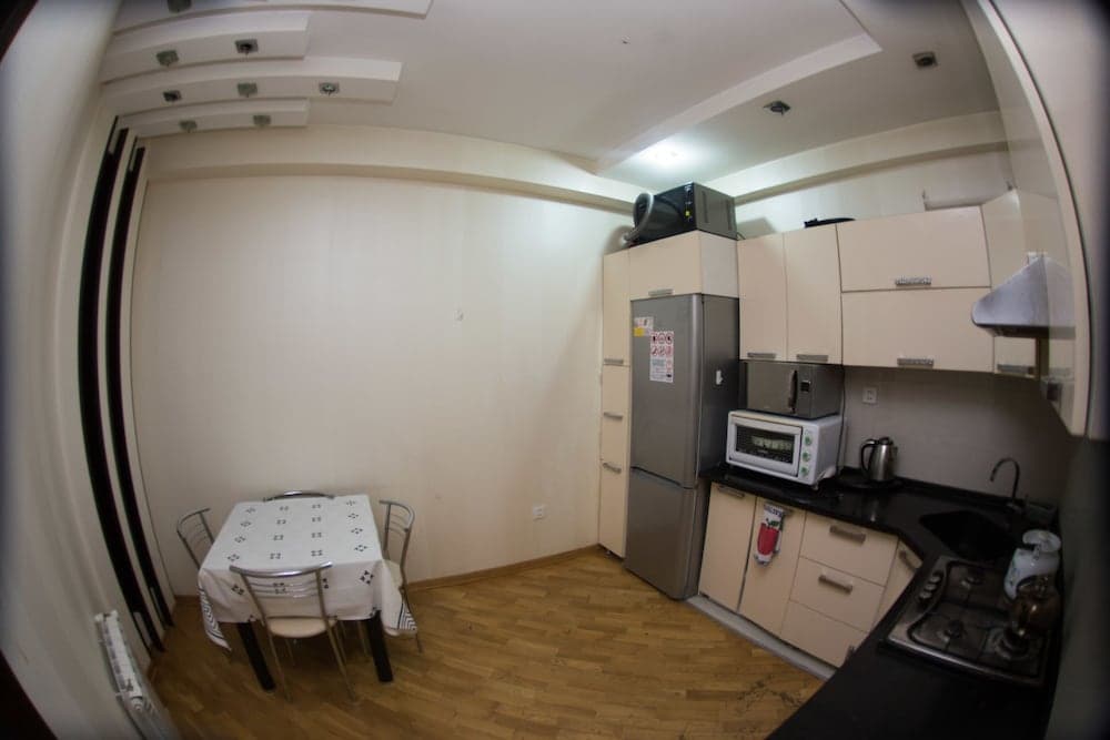 Bakuvi Tourist Apartment B086