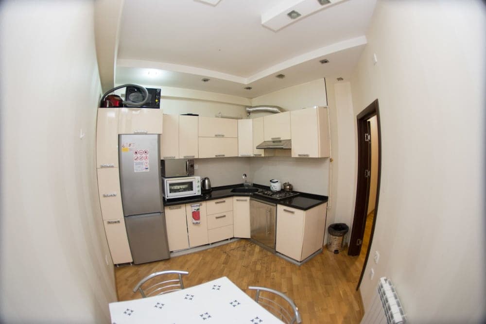 Bakuvi Tourist Apartment B086