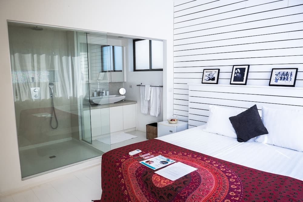 Akwa Santa Teresa Ocean View Villas & Rooms