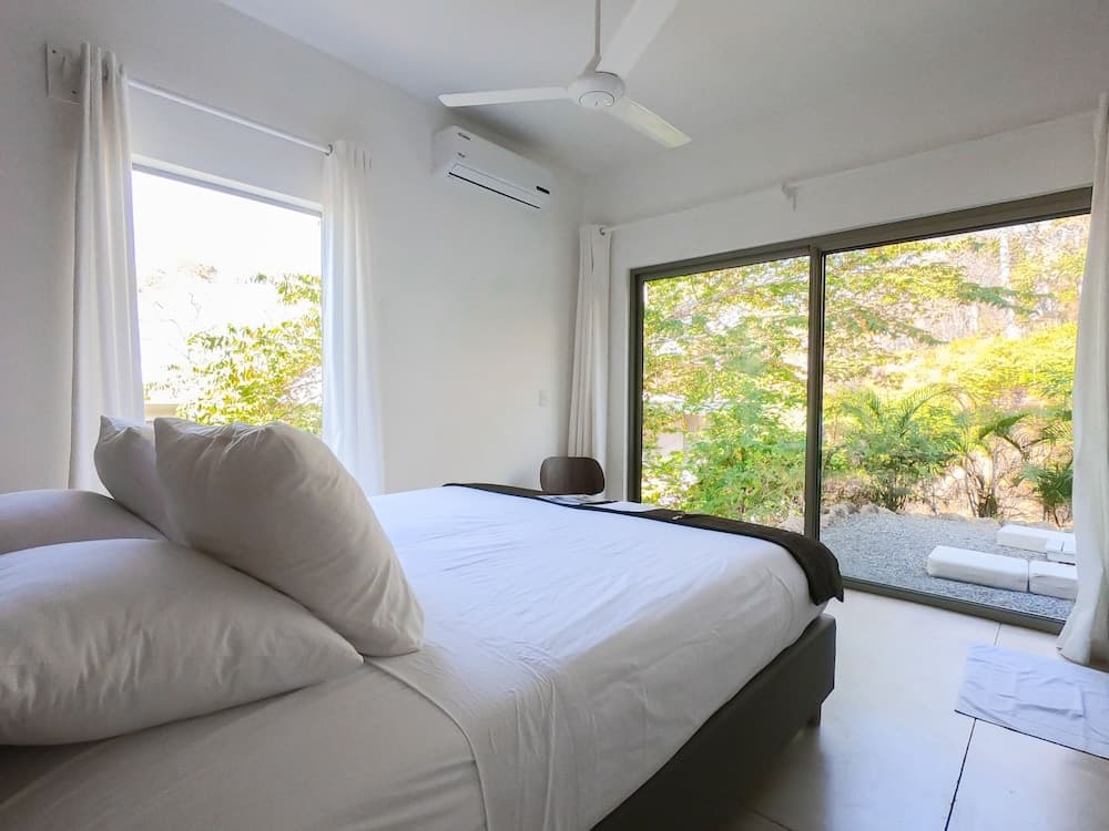 Akwa Santa Teresa Ocean View Villas & Rooms