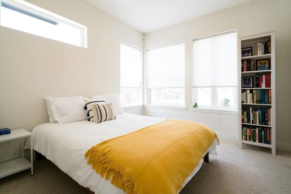 Regal Rooftop Retreat Rise Above the Ordinary